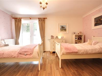 Picture 30
